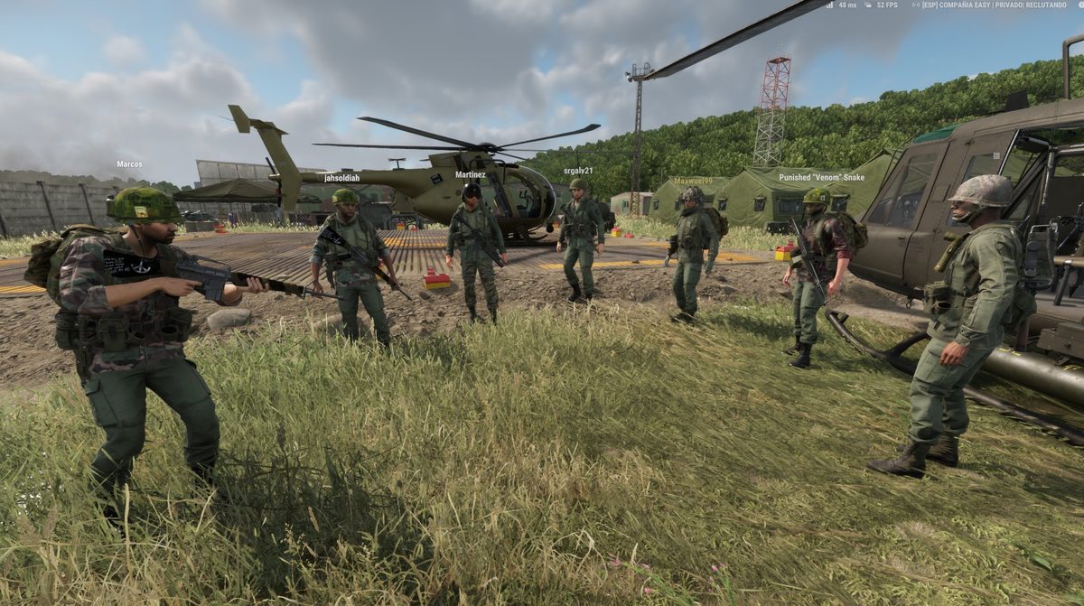Compañía preparando maniobra aérea